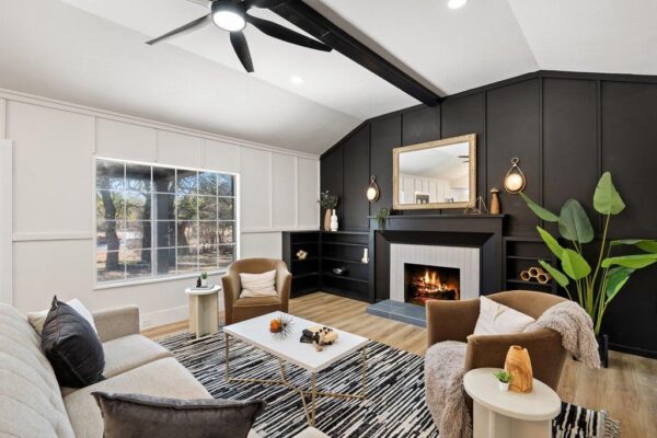 234 Woodcreek Dr, Wimberley