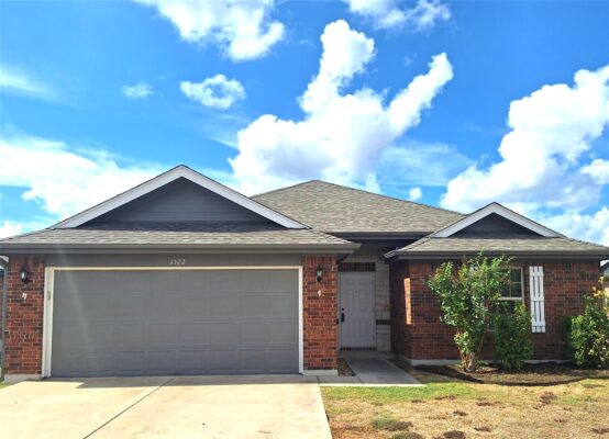 1522 Colton Ln, Lockhart