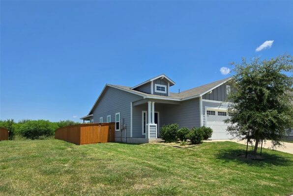 124 Edward R Gaytan St, San Marcos