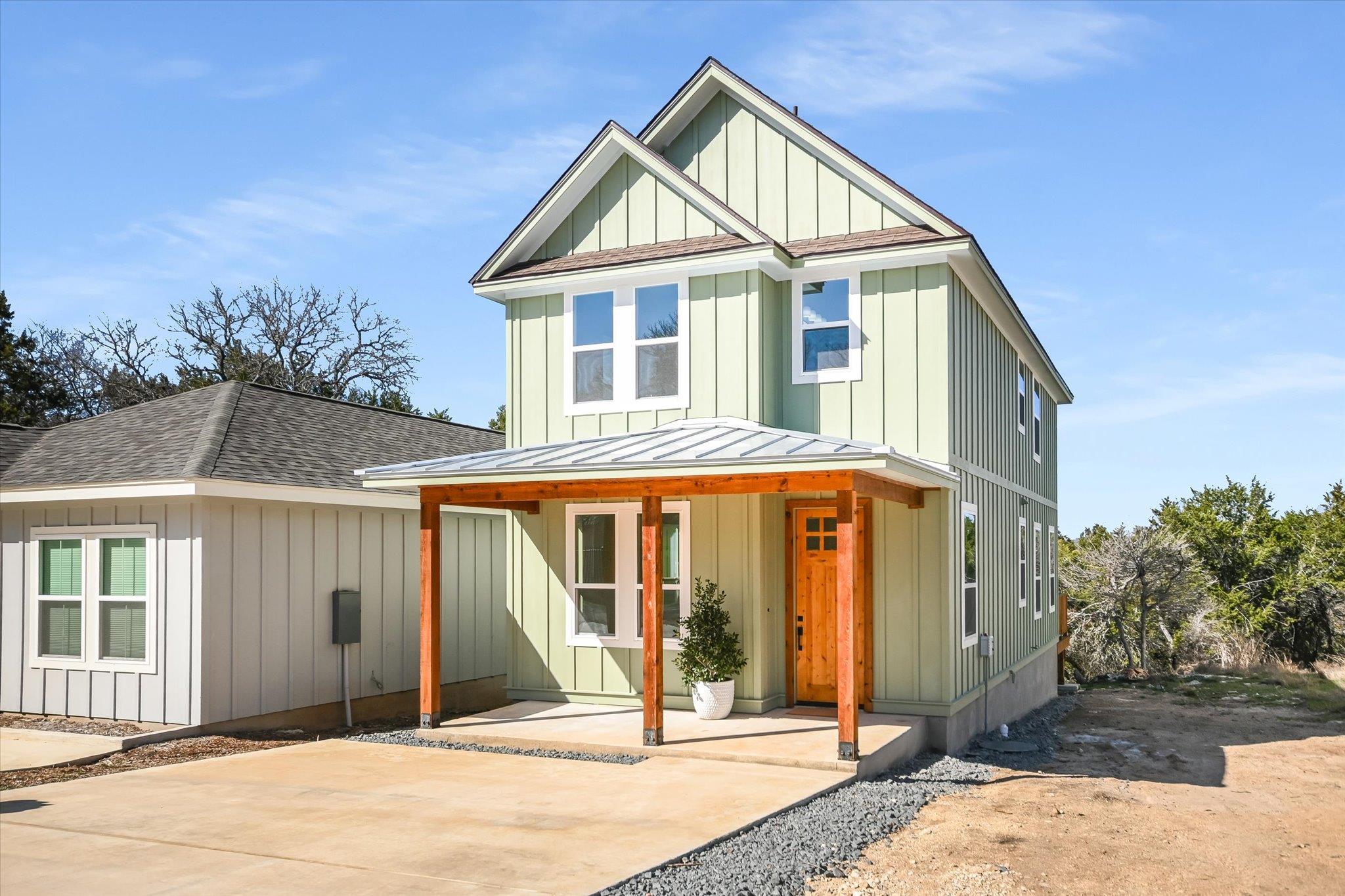 424 SHADY BLUFF Dr, Wimberley, TX 78676