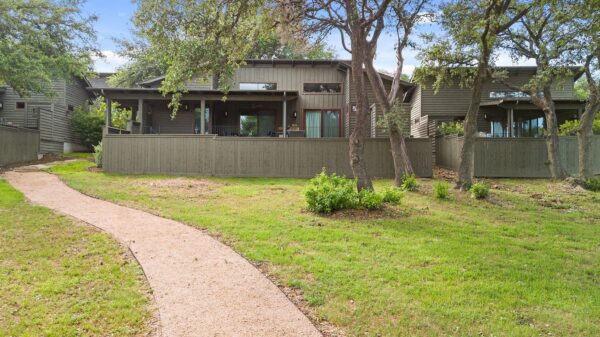 2113 Barbaro Way #15, Spicewood