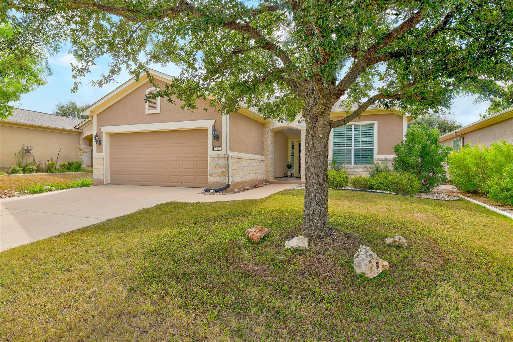 707 Apache Mountain Ln, Georgetown, TX 78633