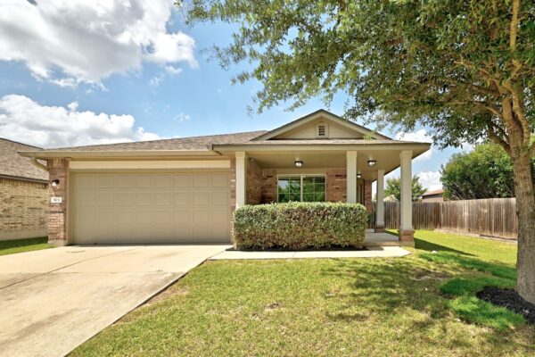 903 Gentry Dr, Leander