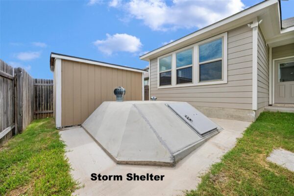 101 Quiet Man Dr, Jarrell