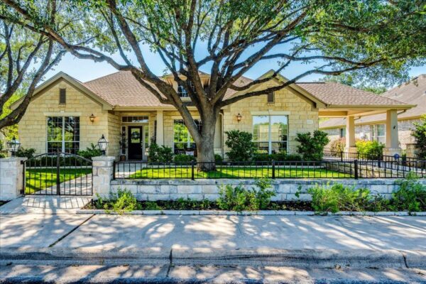10613 River Plantation Dr, Austin