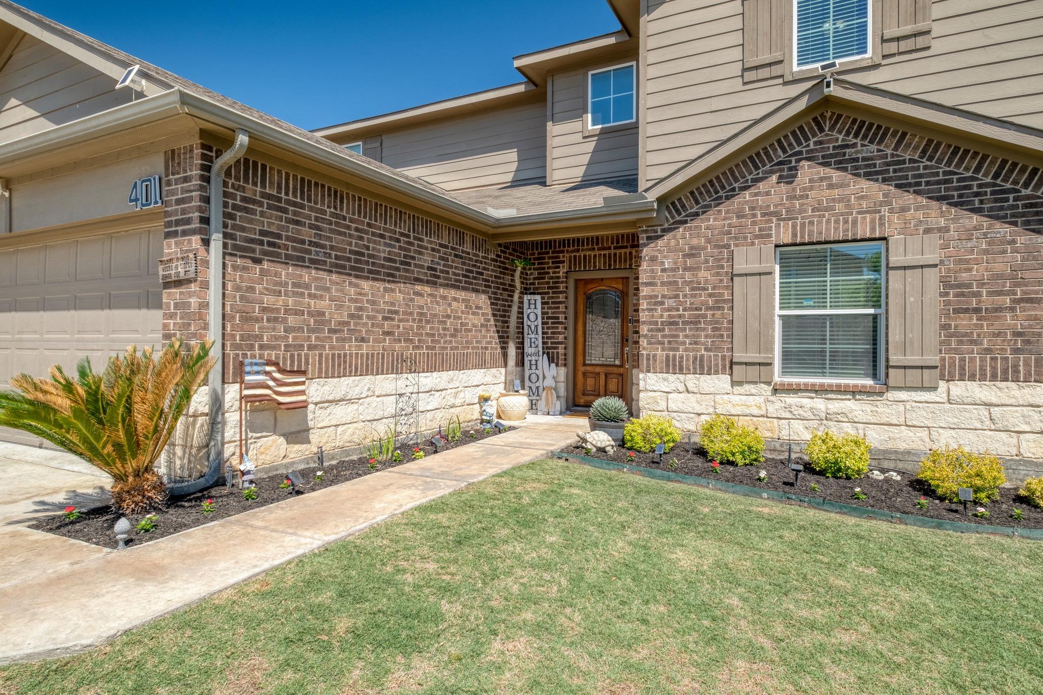 401 Coleto Creek Loop, Kyle, TX 78640