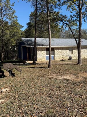 214 The Forest Rd, Dale