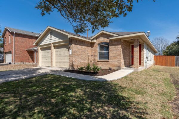 164 Pearl Lake Dr, Kyle
