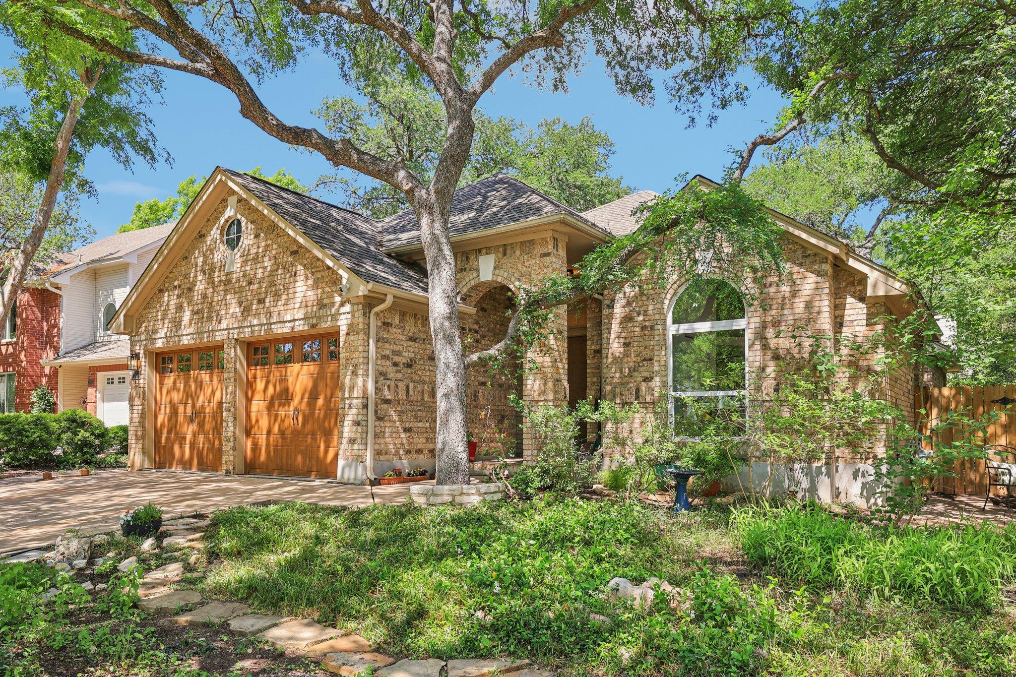 7304 John Blocker Dr, Austin