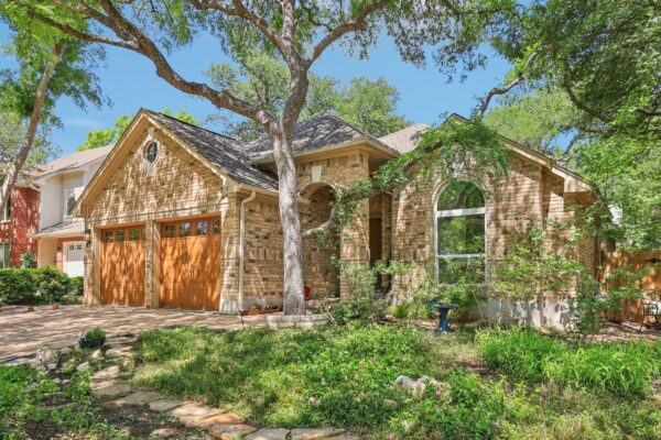 7304 John Blocker Dr, Austin