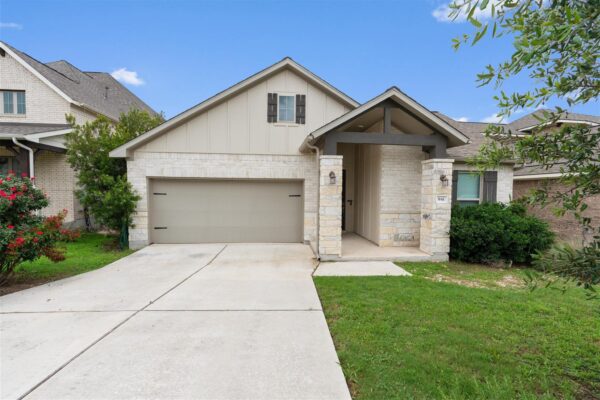 941 Del Raphael Dr, Leander