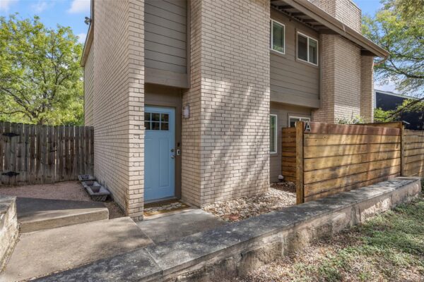 1404 Southport Dr #A, Austin