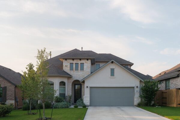 290 Left Fork Dr, Kyle