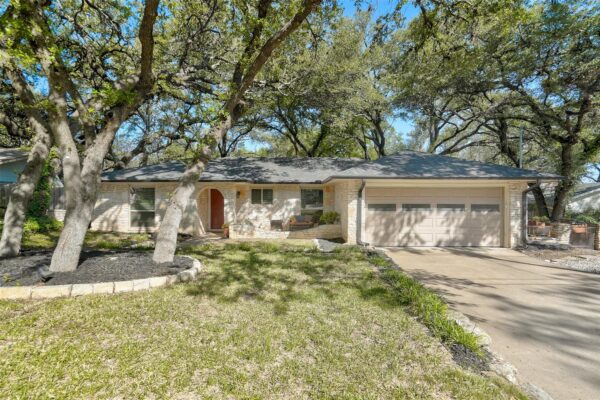 1105 N Riviera Cir, Cedar Park