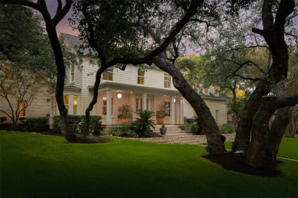 2308 Bridle Path, Austin