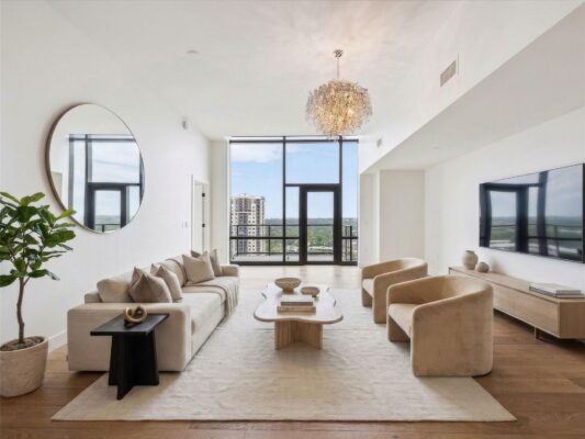 70 Rainey St #2201, Austin