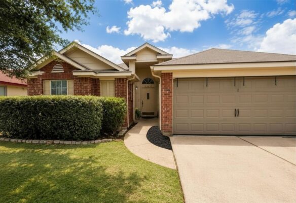 105 Quartz Dr, Jarrell