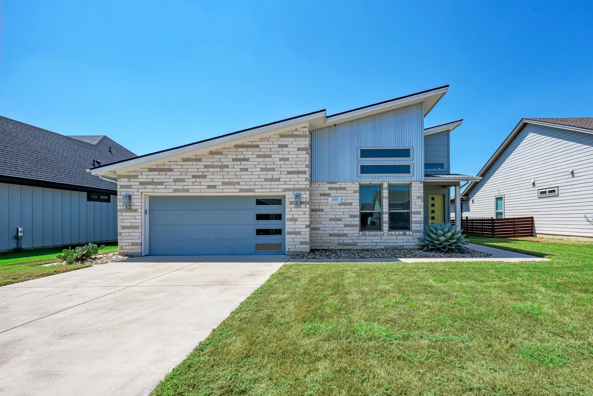 308 Charli Cir, Liberty Hill, TX 78642