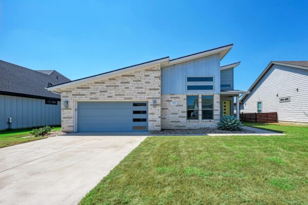 308 Charli Cir, Liberty Hill