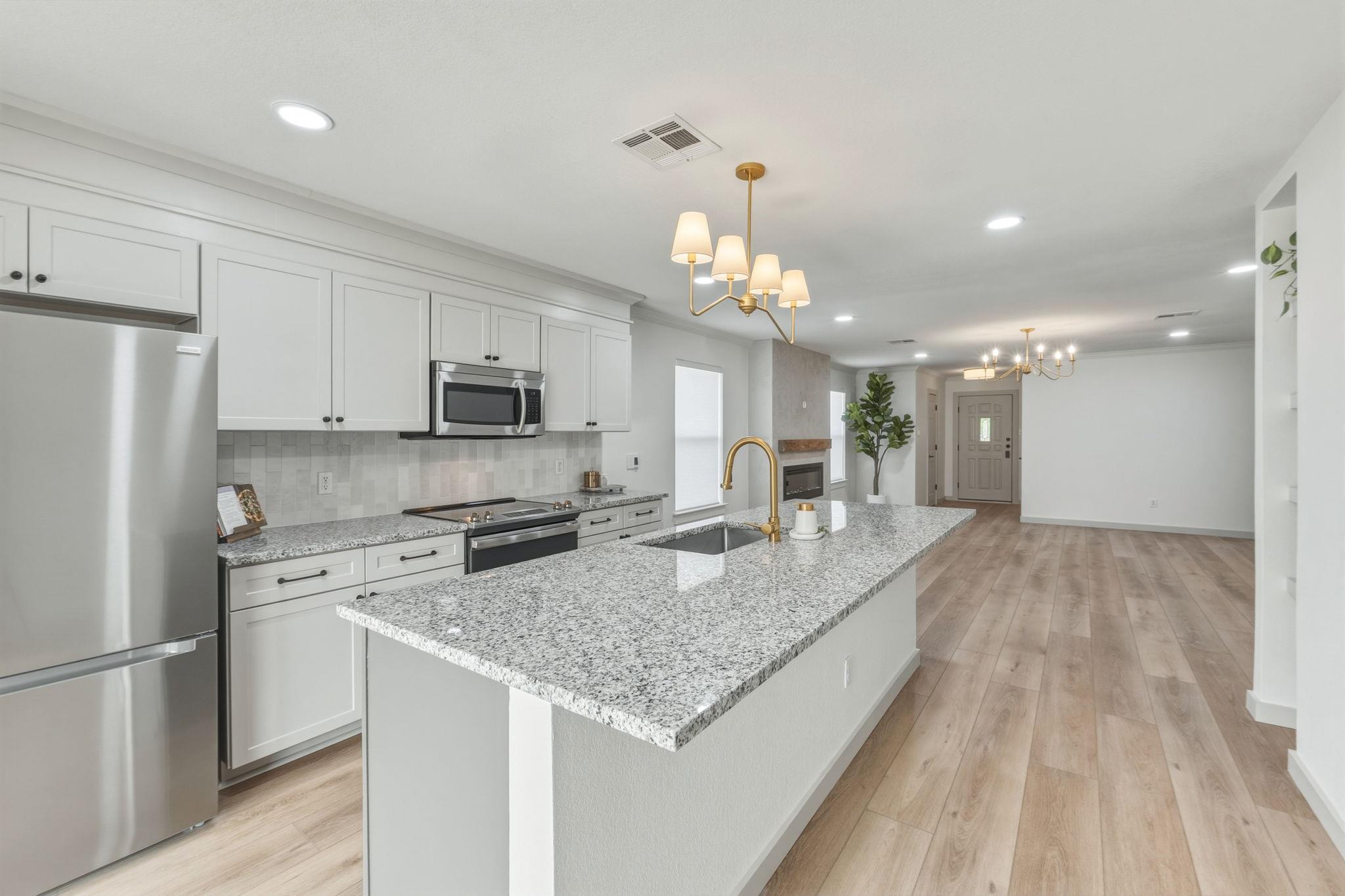 211 Banner Ave, Leander