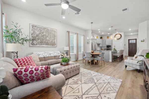 144 Monterey Oak Trl, Georgetown
