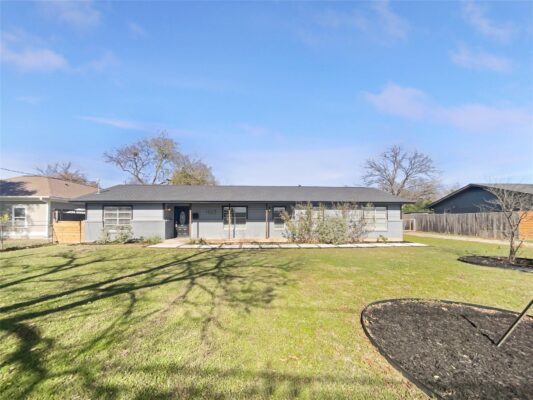1105 E 17th St, Georgetown