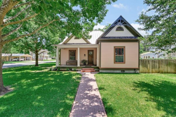 506 Gresham St, Smithville