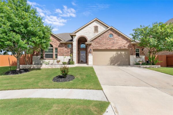 953 Vista Gardens Dr, Buda