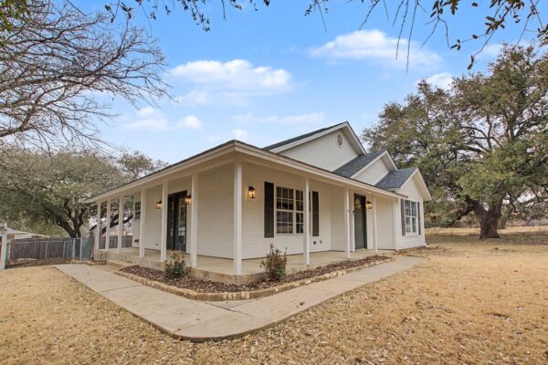 4308 Mountain View Dr, Kingsland