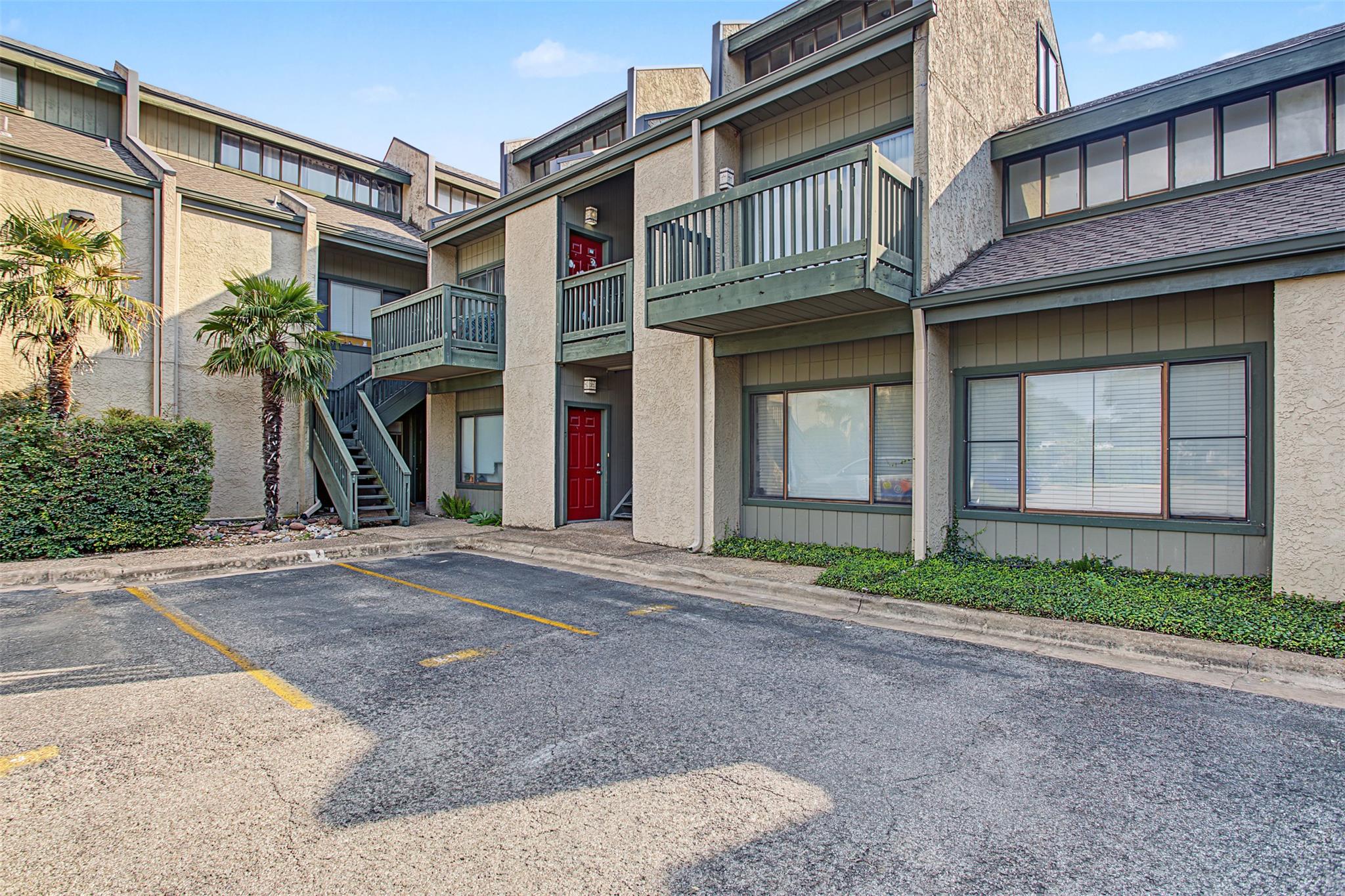 601 Nelray Blvd #17, Austin, TX 78751