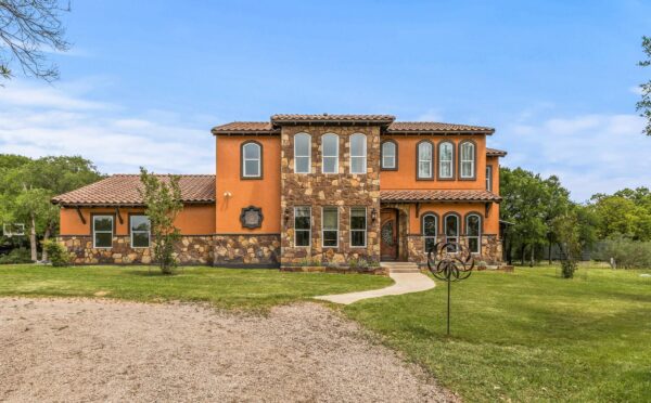 23802 Oscar Rd, Spicewood