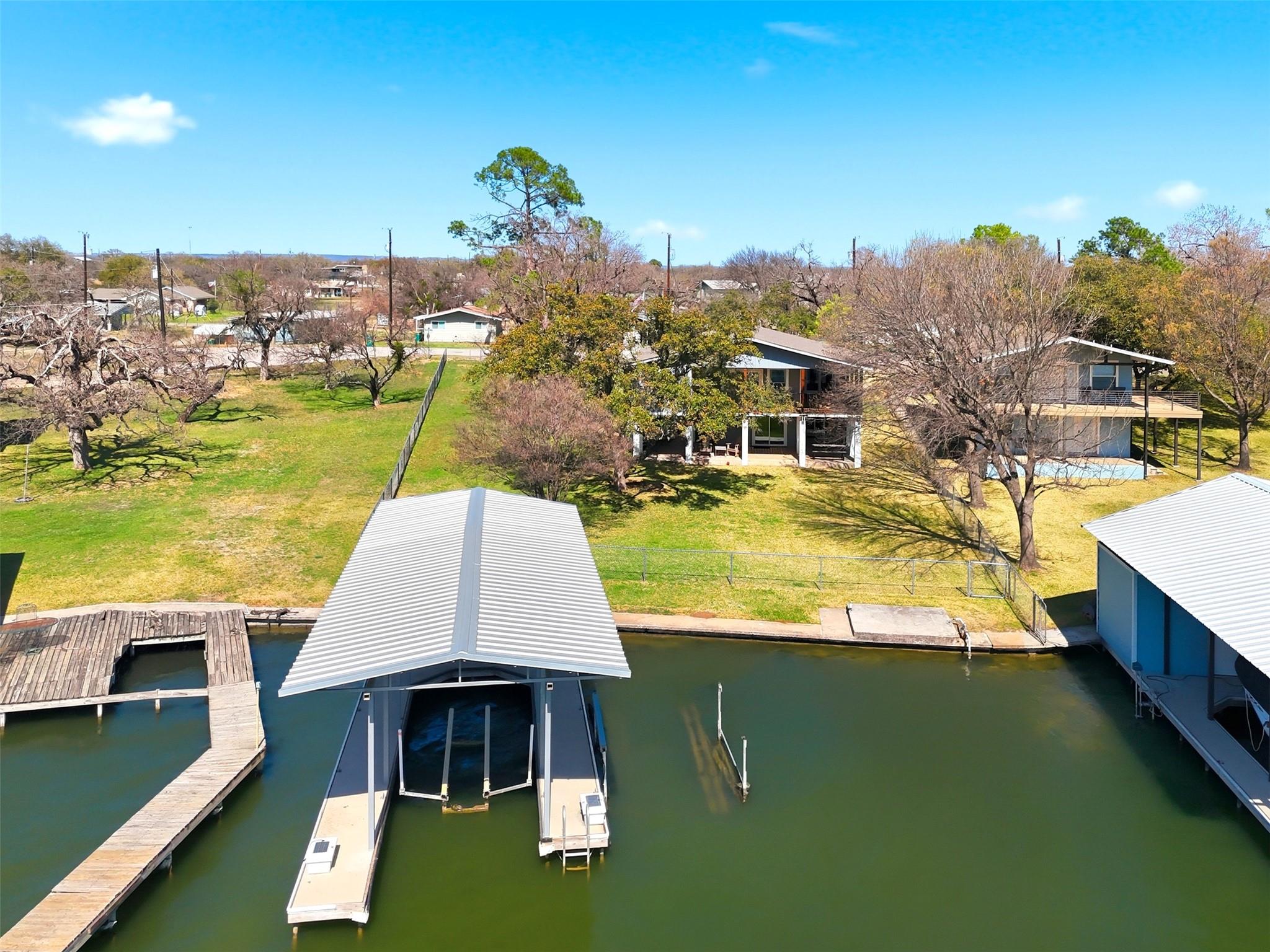 504 Cedarhill Dr, Granite Shoals, TX 78654