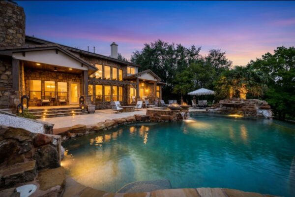 1801 Eagles Glen Cv, Austin