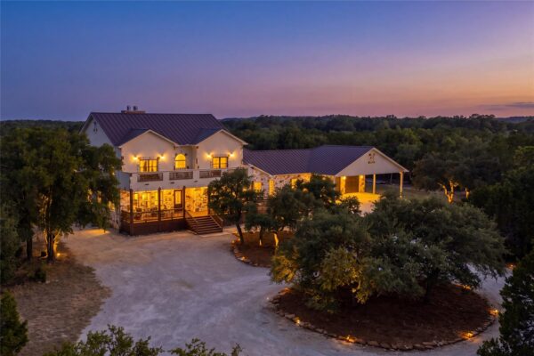224 Liberty Bell Ln, Dripping Springs