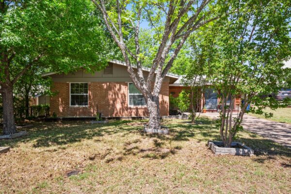 4606 S 2nd St, Austin