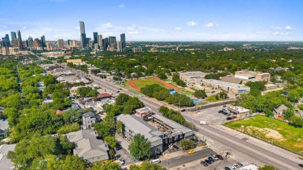 2020 S Congress Ave #1122, Austin