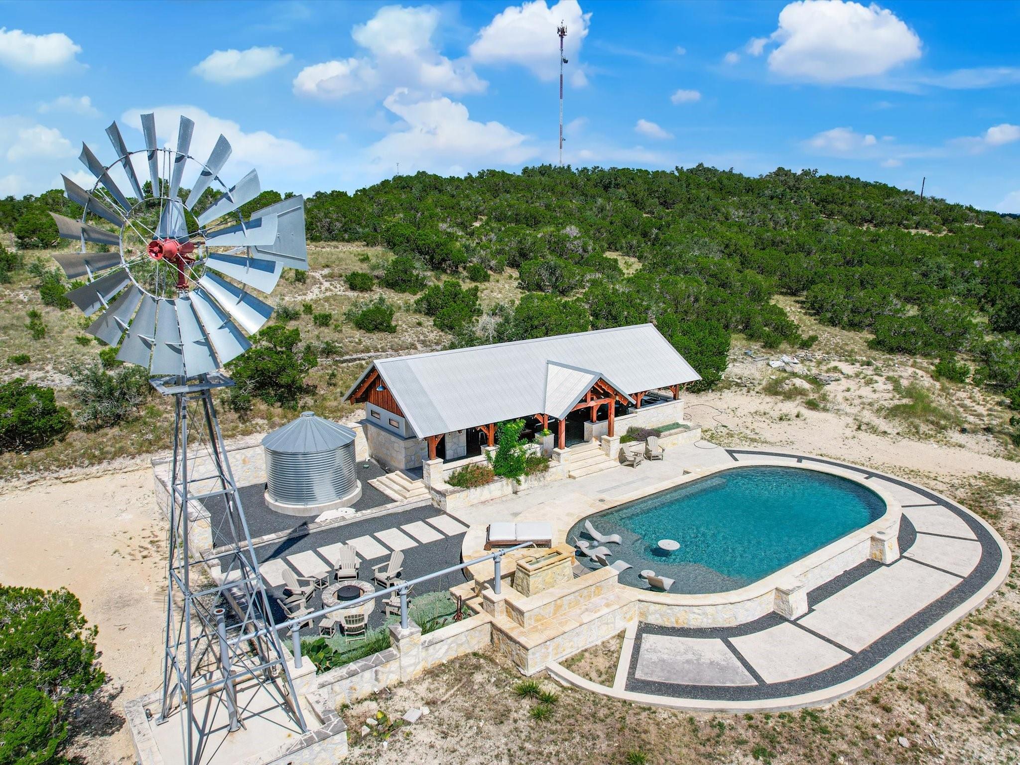 453 LONE MAN MOUNTAIN Rd, Wimberley, TX 78676