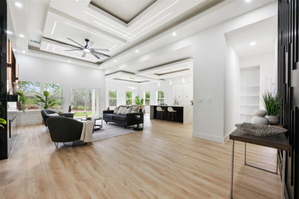 318 Nene Ln, Bastrop