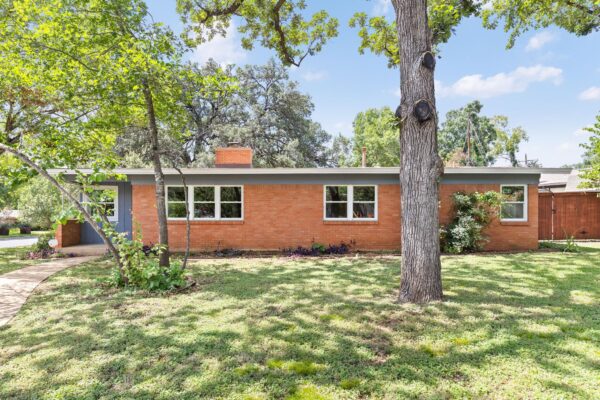 4516 Pack Saddle Pass, Austin