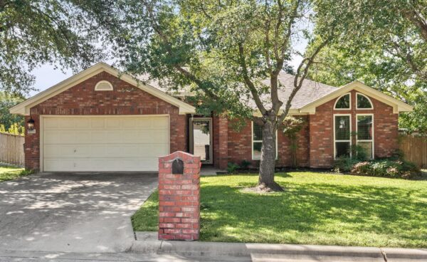 5313 Trail Dr, Temple
