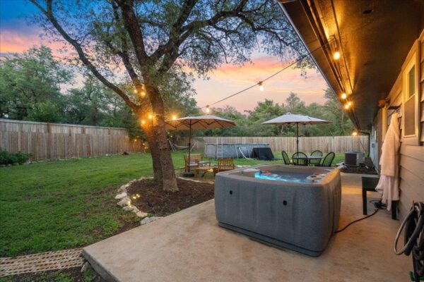 805 Wooten St, Cedar Park