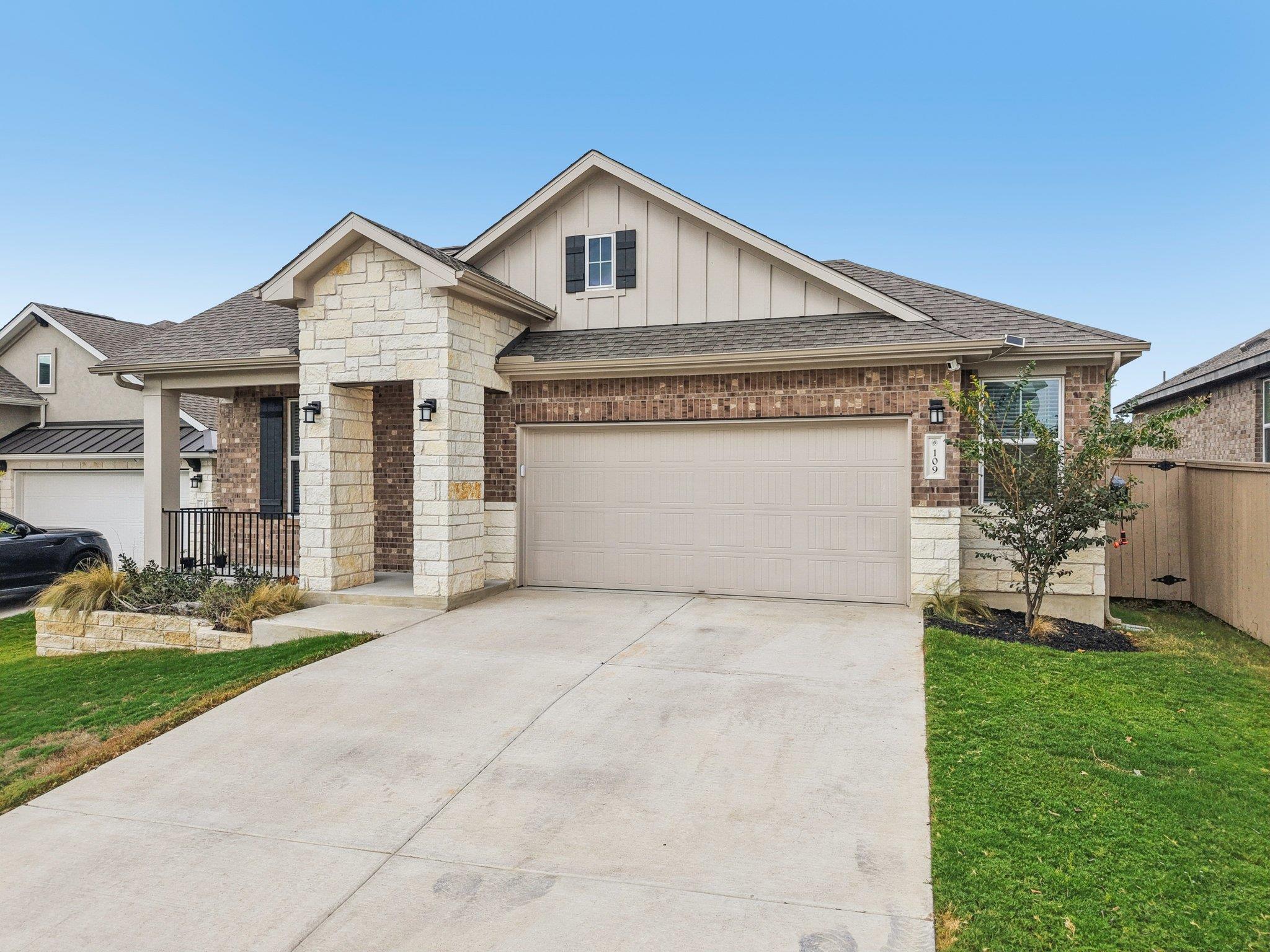 109 Big Pine Creek Ln, Bastrop, TX 78602