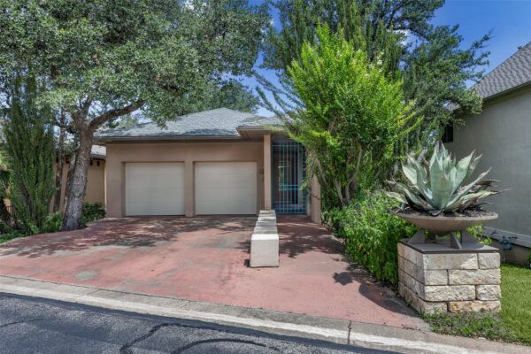13 Treemont Dr, Austin