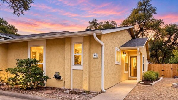 4902 Duval Rd #R2, Austin