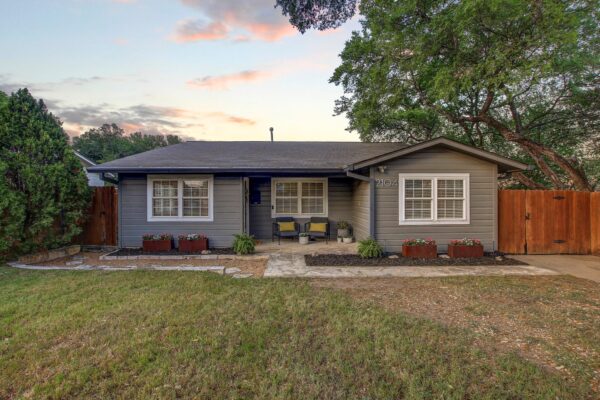 2104 W 10th St, Austin