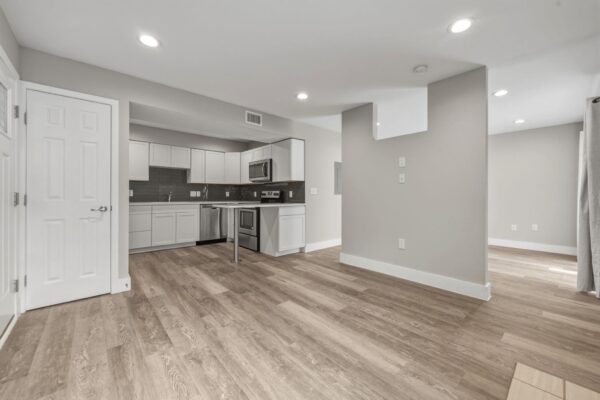 935 La Posada Dr #144, Austin