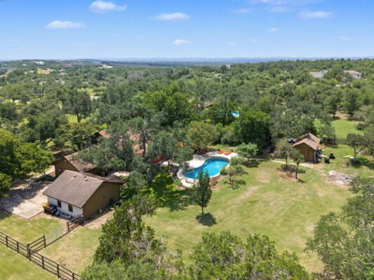 502 S Lariat Cir, Dripping Springs