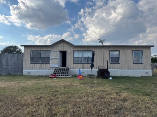 490 Rosewood Dr, Dale