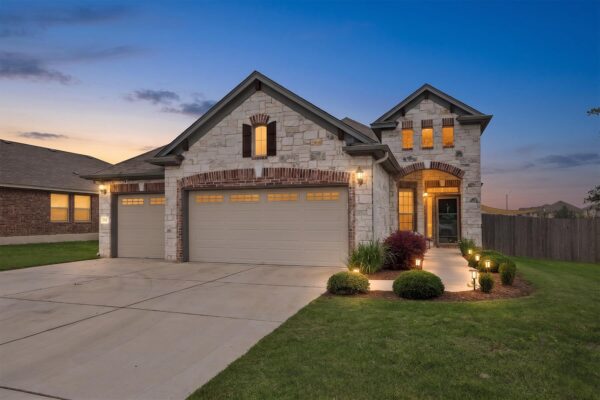 732 Manzano Ln, Pflugerville
