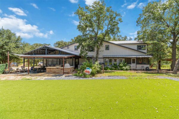 180 Ironstone Rd, Smithville